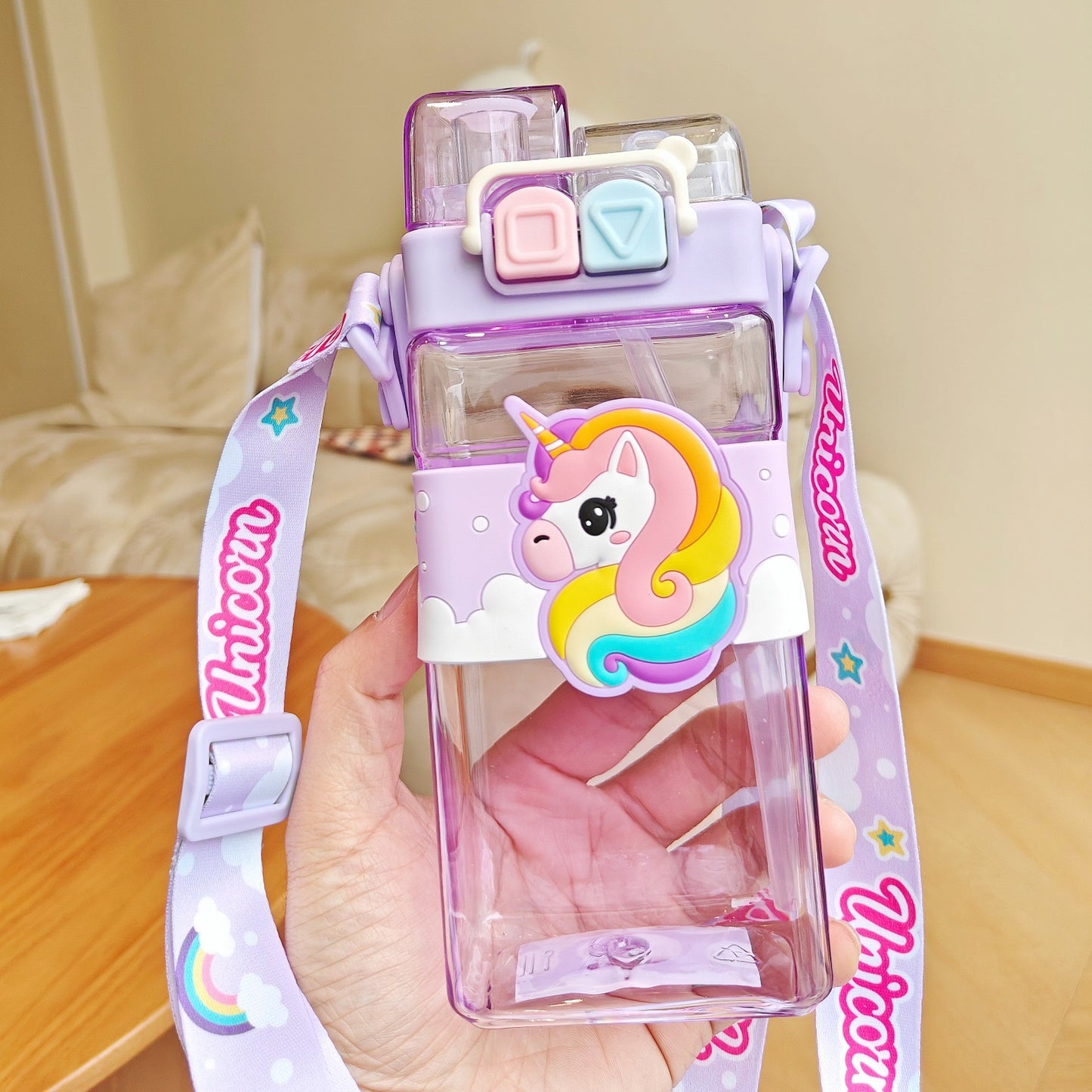 [DFC] Cartoon plastic cups Cute double drink cups Portable children's training cups with straps Weight 226g