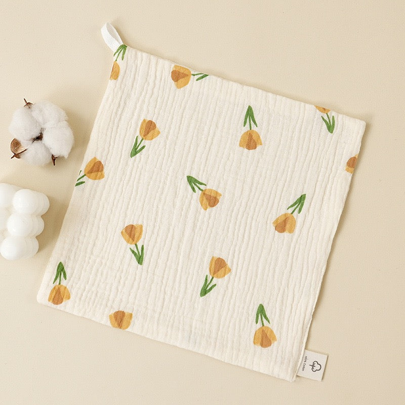 [DFC] Saliva towel Four-layer newborn baby towel Face towel Pure cotton gauze Bouncing Towel Contains two sets of clothing,weight 23g