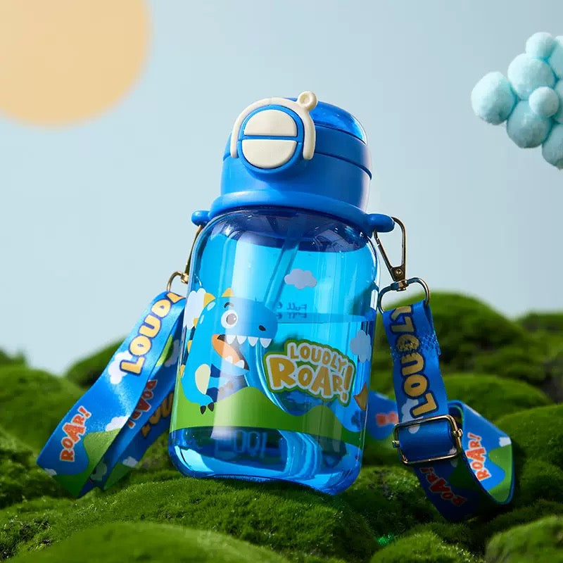 [DFC] High appearance level straw cup for direct drinking, cute and portable, with a shoulder strap for children to go to school, large capacity anti-drop double drinking cup, large capacity 600ML cup Sippy Cup,weight 186g
