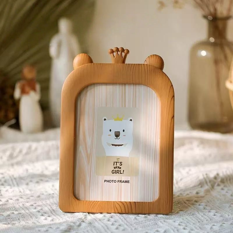 [DFC] 7 Inch Imitation Wood Photo Frame Dual-Sided Kids & Family Picture Frame with Cute Animal Designs (Giraffe, Mouse, Bear) Durable Plastic Desktop or Wall-Mounted for Nursery, Home Decor